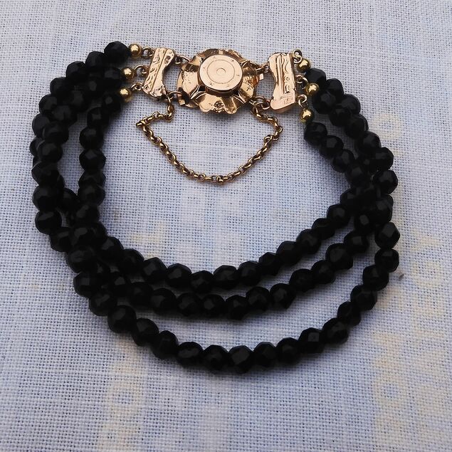 Antiek granaten armband met Nederlands gouden slot