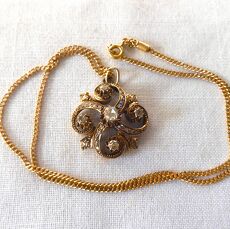 14 kr Gouden hanger met diamanten