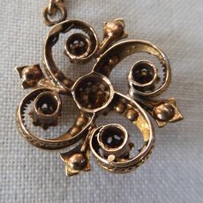 14 kr Gouden hanger met diamanten