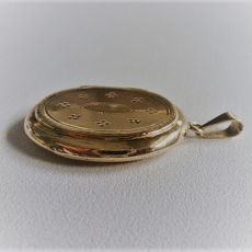 Antiek, 14 krt. gouden medaillonnetje