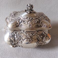 Bijzonder vierdelig Duits zilveren servies