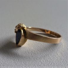 Gouden Lapponia ring met Lapis Lazuli