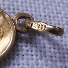 Mini gouden religieus medaillon