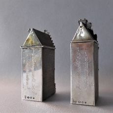 Zilveren miniaturen van grachtenpanden Herengracht Amsterdam